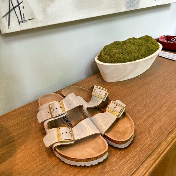 Metallic Silver Birks (worn once only inside) size 39 - Picture 3 of 3